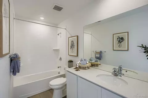 Bath - 1678 Drumming Dr, Windsor, CO 80550 photo 2 of 3