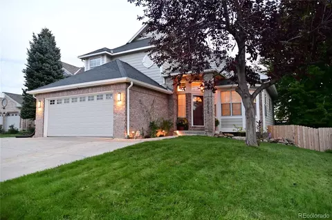 10678 W Peakview Dr, Littleton, CO 80127