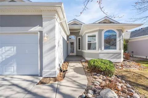 1044 Champion Cir, Longmont, CO 80503