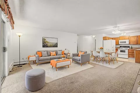 3184 S Heather Gardens Way #205, Aurora, CO 80014