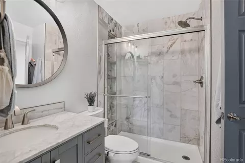 Bath - 11986 E Kepner Dr, Aurora, CO 80012 photo 1 of 1