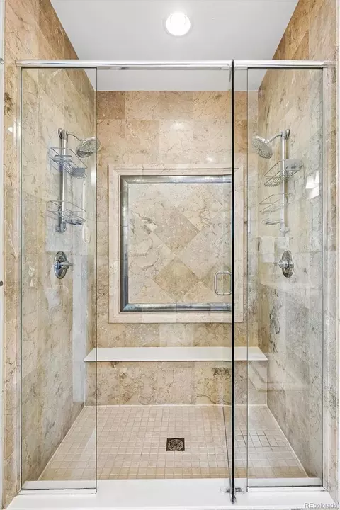 Bath - 9716 E 34th Ave, Denver, CO 80238 photo 4 of 6