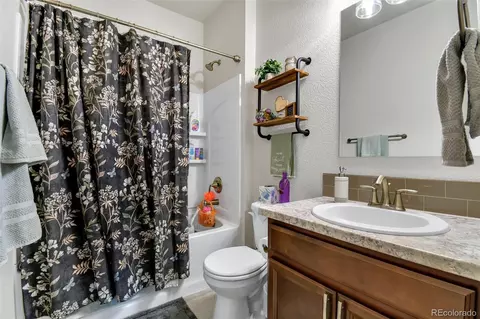 Bath - 1101 Johnson St, Wiggins, CO 80654 photo 1 of 4