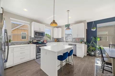 Kitchen - 9045 E 49th Pl, Denver, CO 80238 photo 2 of 5