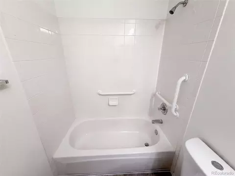 Bath - 18959 E Linvale Pl, Aurora, CO 80013 photo 5 of 5