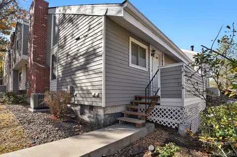 11620 E Bayaud Dr, Aurora, CO 80012 photo 2