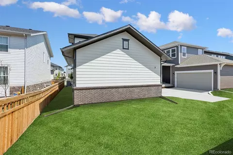 Exterior - 21234 E 62nd Ave, Aurora, CO 80019 photo 5 of 8