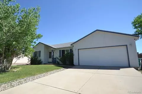 686 S Dumont Dr, Pueblo, CO 81007
