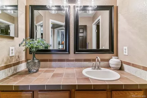 12279 W Chenango Dr, Morrison, CO 80465 photo 15