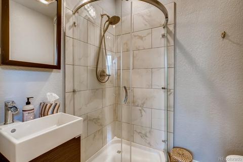 2105 W 34th Ave, Denver, CO 80211 photo 15