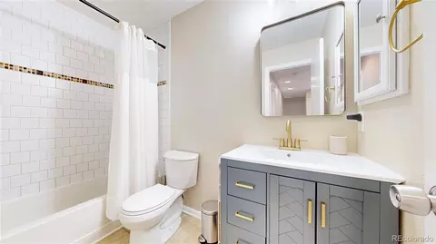 Bath - 5537 E 100th Way, Thornton, CO 80229 photo 1 of 6