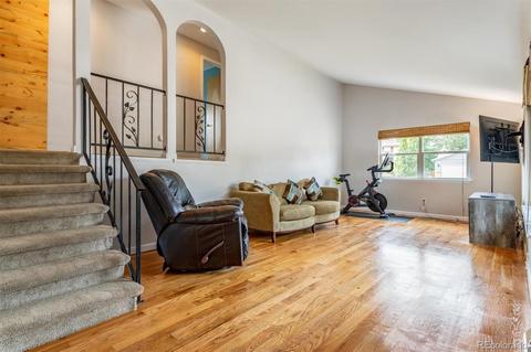 4659 Euclid Cir, Centennial, CO 80121 photo 2