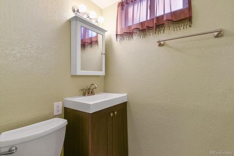8550 Crescent Dr, Westminster, CO 80031 photo 12