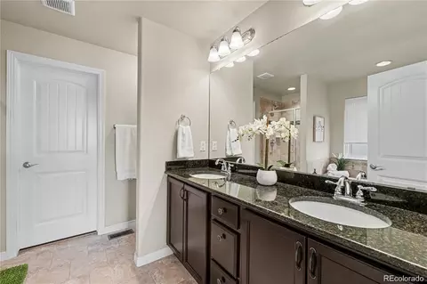 Bath - 6659 12th St, Frederick, CO 80530 photo 2 of 4