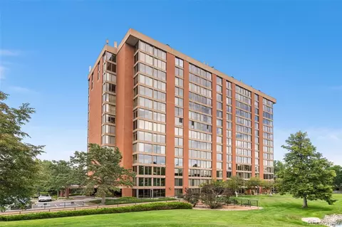 1900 E Girard Pl #505, Englewood, CO 80113