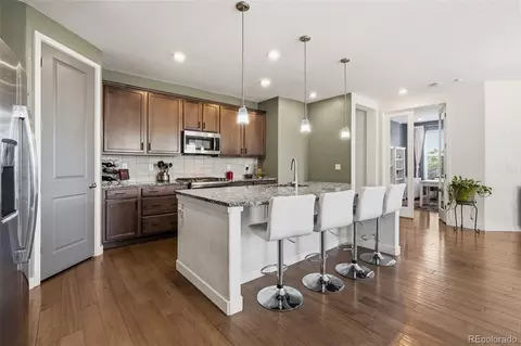 Kitchen - 27806 E Alder Dr, Aurora, CO 80016 photo 2 of 5