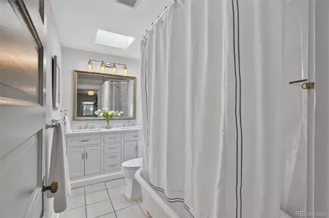 Bath - 1030 E 4th Ave, Denver, CO 80218 photo 3 of 3