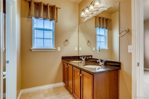 7962 E 29th Pl, Denver, CO 80238 photo 16
