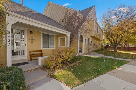 2021 S Balsam St, Lakewood, CO 80227