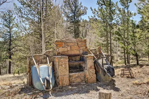 Exterior - 447 Blacksmith Rd, Hartsel, CO 80449 photo 9 of 9