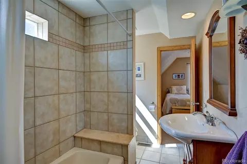 Bath - 447 Blacksmith Rd, Hartsel, CO 80449 photo 3 of 3
