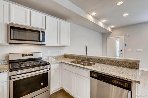16024 E 47th Pl, Denver, CO 80239 photo 5