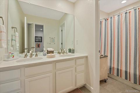 9414 E 58th Dr, Denver, CO 80238 photo 27