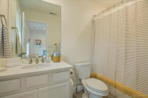 9414 E 58th Dr, Denver, CO 80238 photo 29