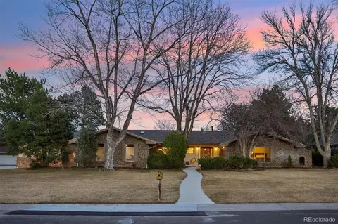 6 Glenview Dr, Littleton, CO 80123