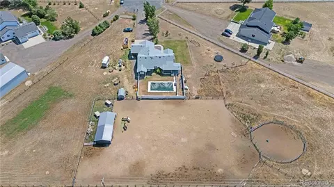 55331 E Apache Pl, Strasburg, CO 80136 photo 23