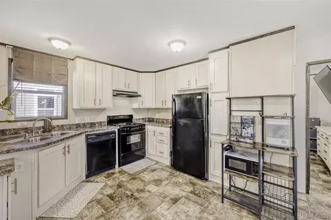 211 B St, Evans, CO 80620 photo 13
