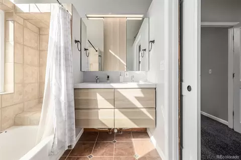 Bath - 220 Wark Ave, Berthoud, CO 80513 photo 1 of 4
