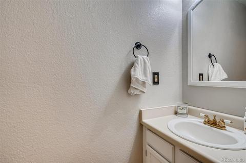 11941 E Kepner Dr, Aurora, CO 80012 photo 10