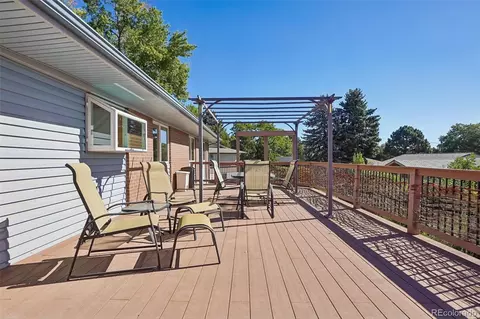 Exterior - 1576 S Wright Ct, Lakewood, CO 80228 photo 2 of 6