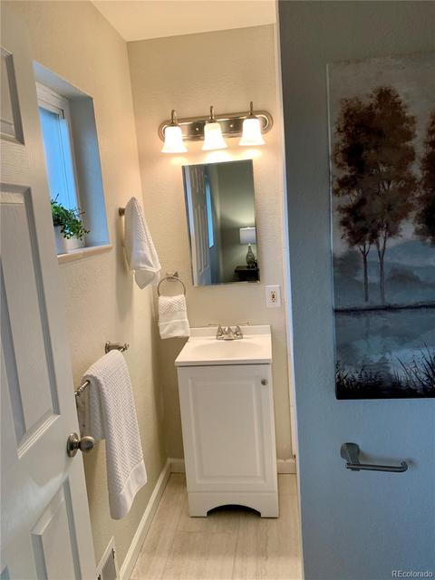 6353 Iris Way, Arvada, CO 80004 photo 18