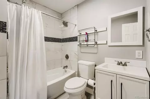 Bath - 3731 S Uinta St, Denver, CO 80237 photo 2 of 4