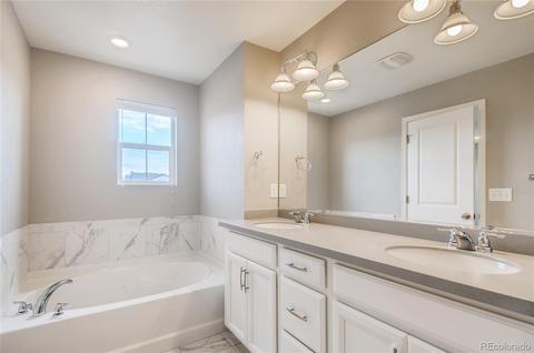 11209 E 25th Dr, Aurora, CO 80010 photo 15