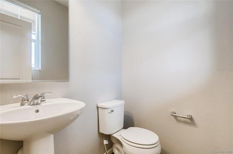 11209 E 25th Dr, Aurora, CO 80010 photo 12