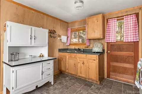 Kitchen - 231 Elk Pl, Black Hawk, CO 80422 photo 3 of 3