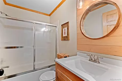 Bath - 9471 S Warhawk Rd, Conifer, CO 80433 photo 4 of 4