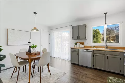 18932 E Kansas Dr, Aurora, CO 80017 photo 4