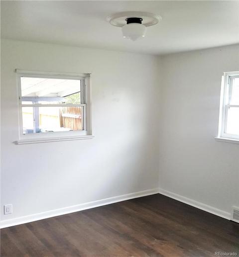 960 Lima St, Aurora, CO 80010 photo 16