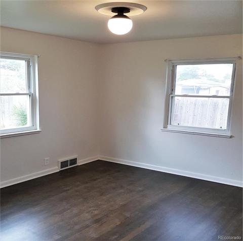 960 Lima St, Aurora, CO 80010 photo 14