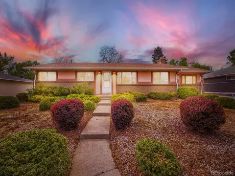 2011 S Carr St, Lakewood, CO 80227