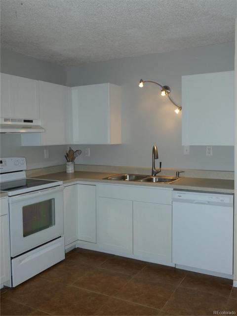 601 E Rangely Ave, Rangely, CO 81648 photo 5