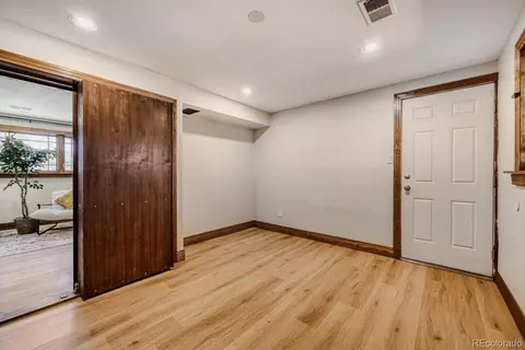 Bedroom - 15 Pawnee Dr, Boulder, CO 80303 photo 5 of 6