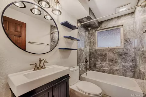Bath - 15 Pawnee Dr, Boulder, CO 80303 photo 3 of 3