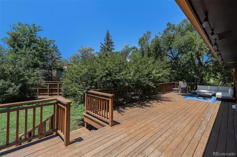 Exterior - 15 Pawnee Dr, Boulder, CO 80303 photo 2 of 8