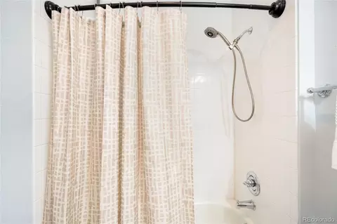 Bath - 9135 E 29th Pl, Denver, CO 80238 photo 7 of 10
