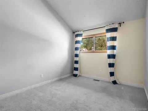 Bedroom - 8159 Lodgepole Trl, Lone Tree, CO 80124 photo 4 of 5